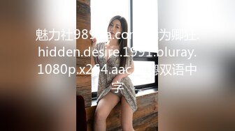 游乐场女厕全景偷拍 身材丰满的小妞肥美的嫩鲍