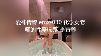 jojo的肉丝足交如此厉害，小哥哥还一直摸bb 