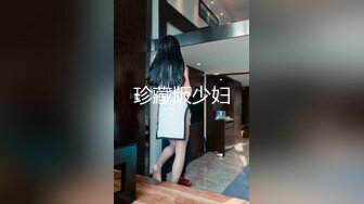 小宝寻花约了个红裙少妇啪啪，舌吻互舔调情深喉骑乘猛操