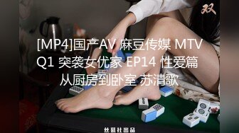 巨乳妹子 哥哥别管那个娃娃了来操我嘛 看着哥哥每天偷偷拿超大硅胶娃娃泄欲 躲进被子撅着屁屁