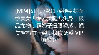 “叔叔轻点！我下面好疼！”真实破处现场直播毛都还没长齐的粉嫩蝴蝶屄被中出